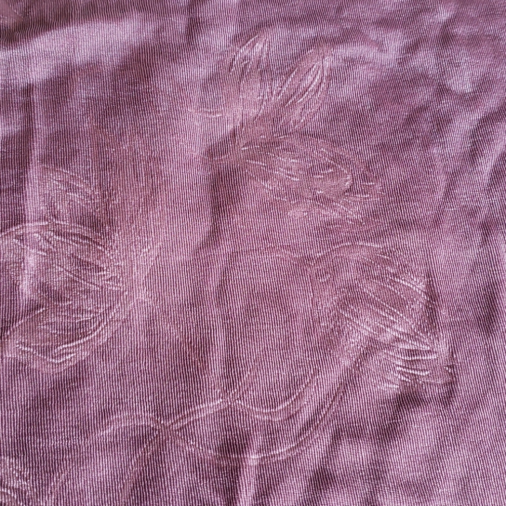 New Top - Picture 3 of 4